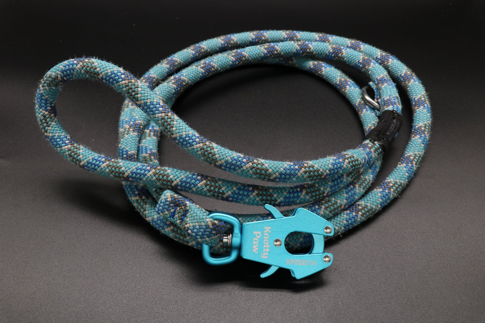 Knotty Paw Blue White Upcycled Climbing Rope Dog Leash Eco-Friendly