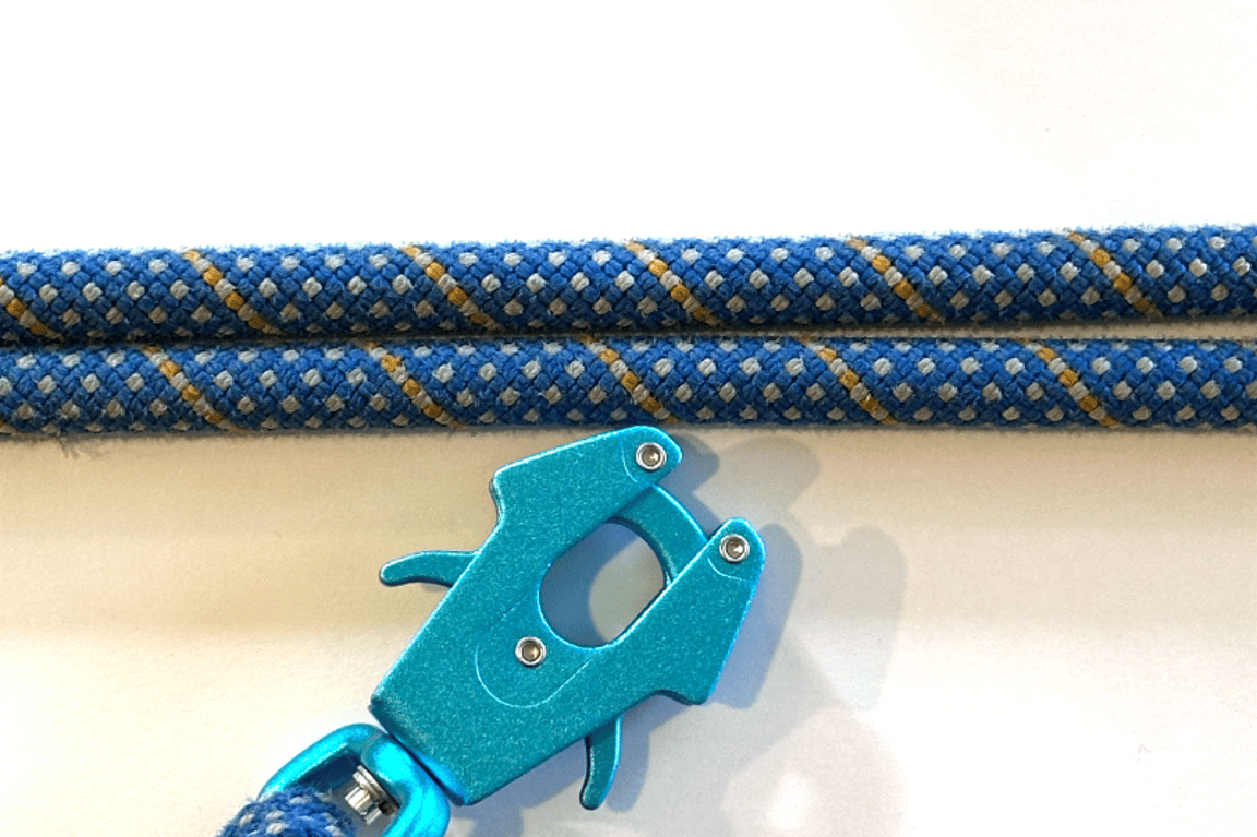 Knotty Paw White Blue Upcycled Climbing Rope Dog Leash Eco-Friendly