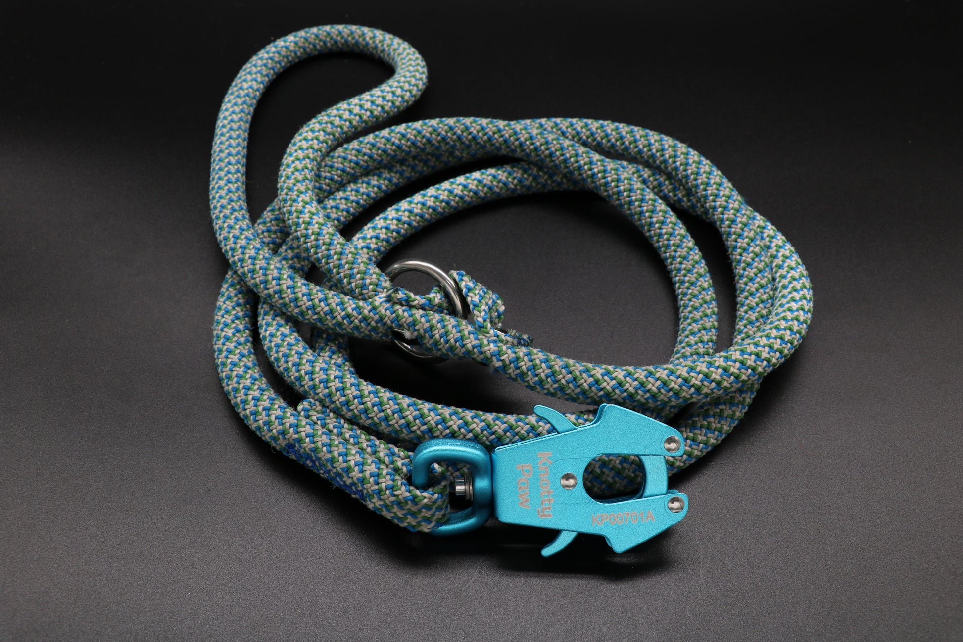 Knotty Paw Blue Speckle Upcycled Climbing Rope Dog Leash Eco-Friendly 